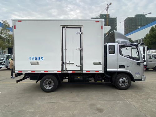國六藍(lán)牌福田奧鈴排半3米7冷藏車 環(huán)保與高效運(yùn)輸?shù)睦硐脒x擇